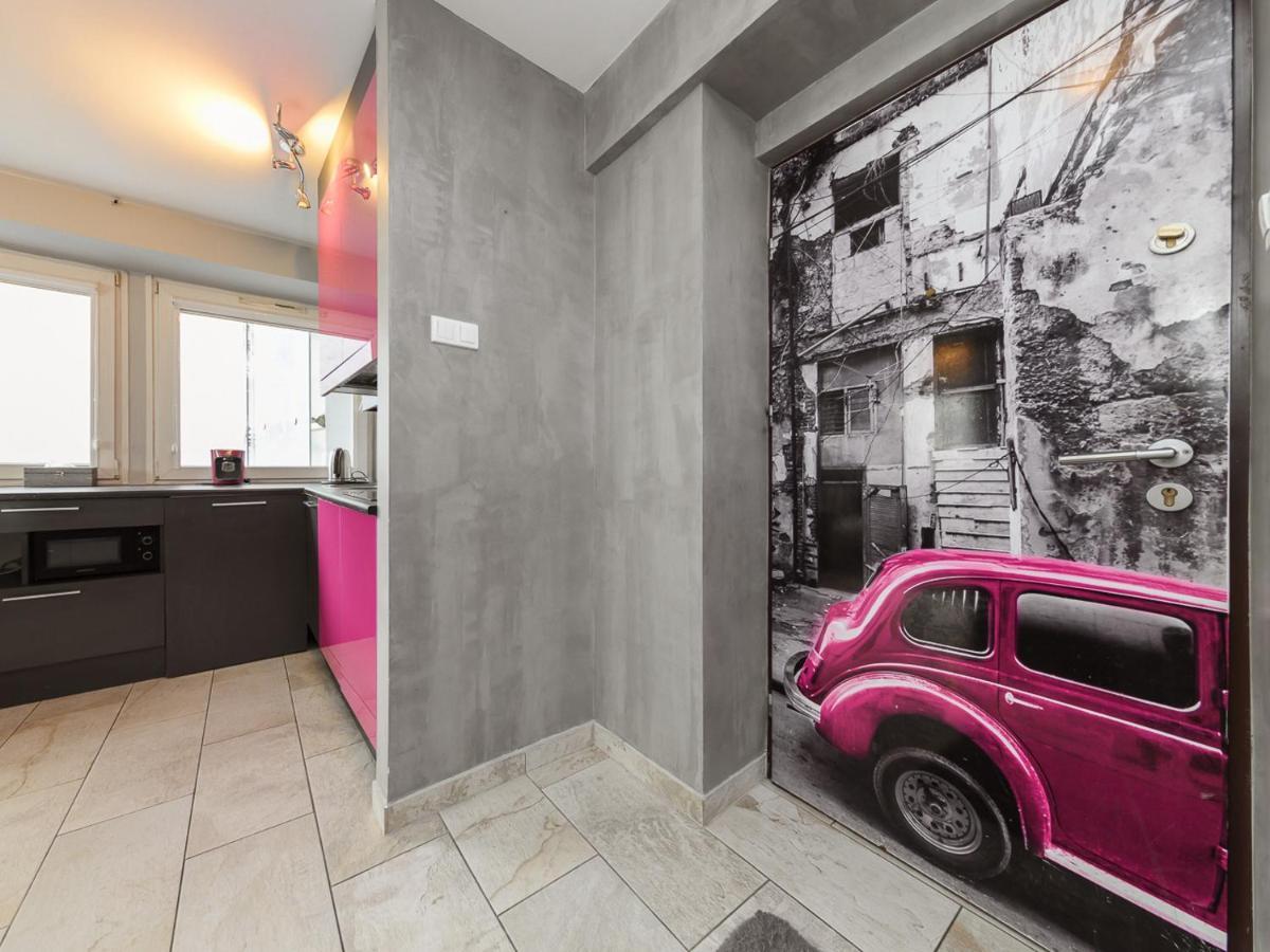 Apartment Metro Swietokrzyska Warsaw